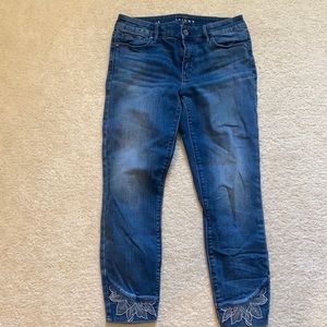 WHBM skinny crops